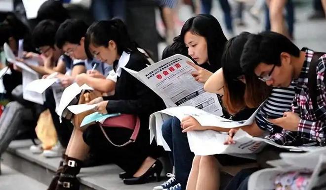 九游娱乐NineGame：2024年马上结束各国GDP预测：美国29万亿日本4万亿中国意外(图16)