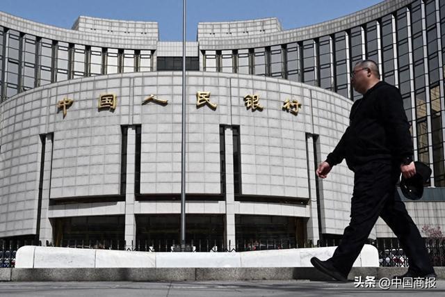 央行释放“稳汇率”信号增强外汇市场韧性