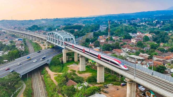 雅万高铁亏惨了？印尼求中国延期还债运营两年暴露高铁商业痛点(图6)